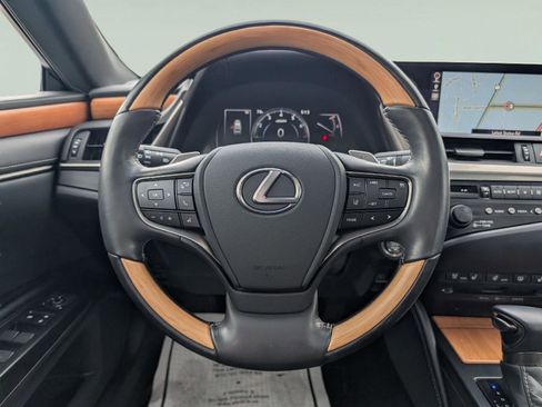 Used 2019 Lexus ES 350 w/ Accessory Package image 11