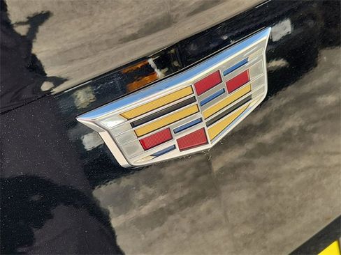 Used 2021 Cadillac CT4 V w/ Technology Package image 30