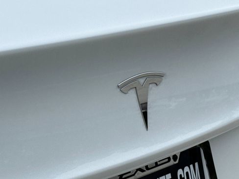Used 2021 Tesla Model 3 Standard Range Plus RWD image 18