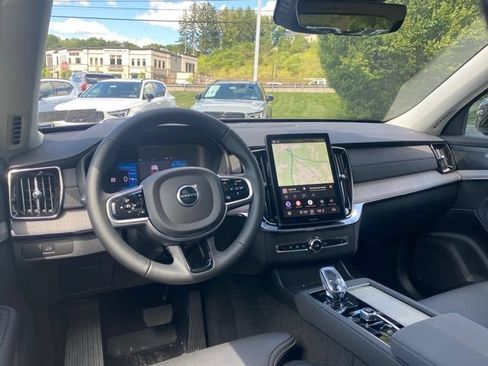 Used 2026 Volvo XC90 B6 Ultra w/ Protection Package AWD/4WD image 11