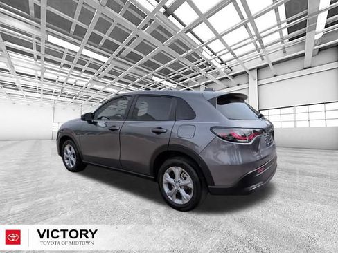 Used 2025 Honda HR-V LX image 5