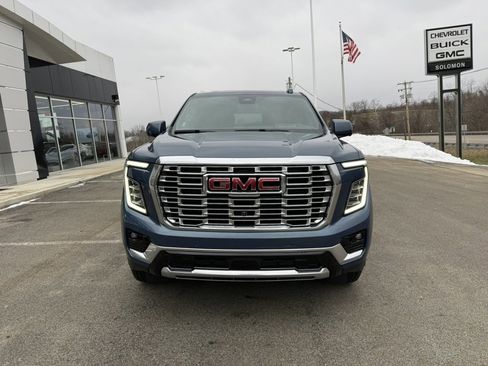 New 2026 GMC Yukon Denali w/ Sun & Power Step Package image 8