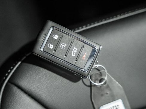 New 2025 Jeep Grand Cherokee Limited image 41