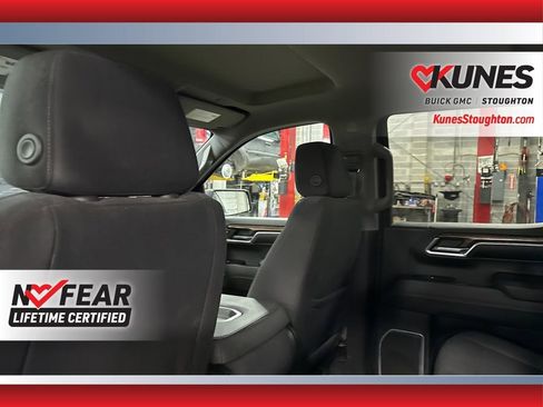Used 2023 GMC Sierra 1500 Elevation w/ LPO, Elevation Black Package image 33