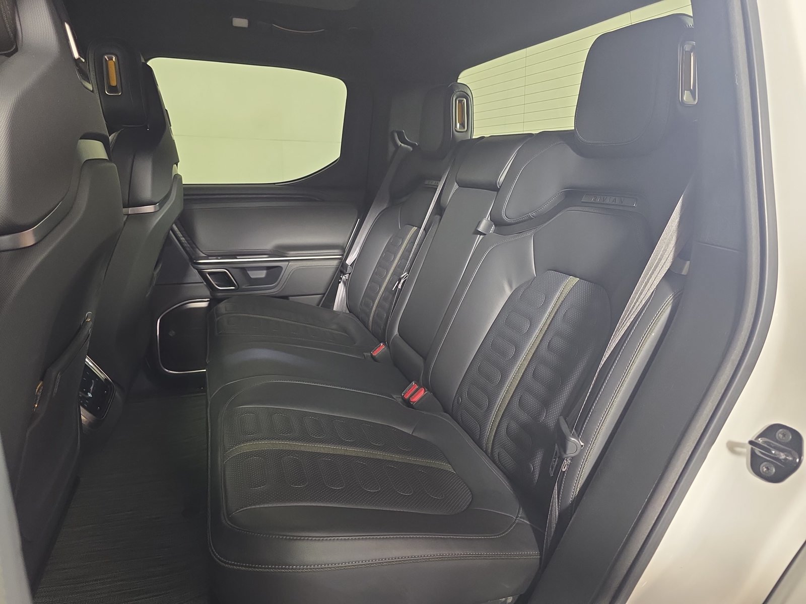 Used 2023 Rivian R1T Adventure Quad AWD/4WD image 21