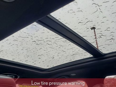 Used 2023 Jeep Grand Cherokee Overland image 40