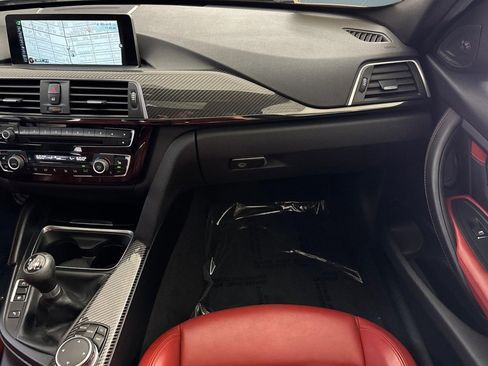 Used 2016 BMW M3 RWD image 31
