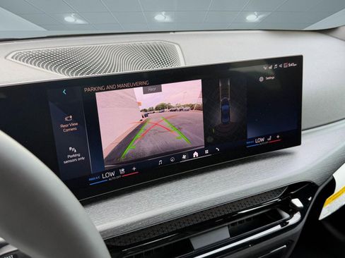 New 2026 BMW 330i Sedan w/ M Sport Package RWD image 29