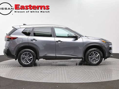 Used 2023 Nissan Rogue S AWD/4WD image 4