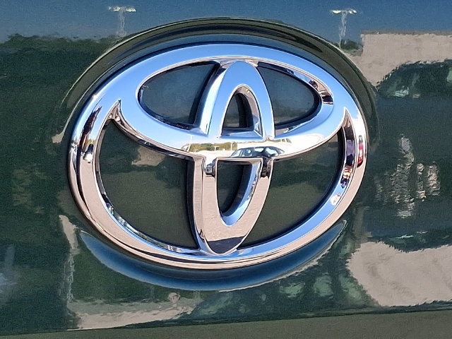 Certified 2026 Toyota Corolla Cross XLE w/ Convenience Package AWD/4WD image 29