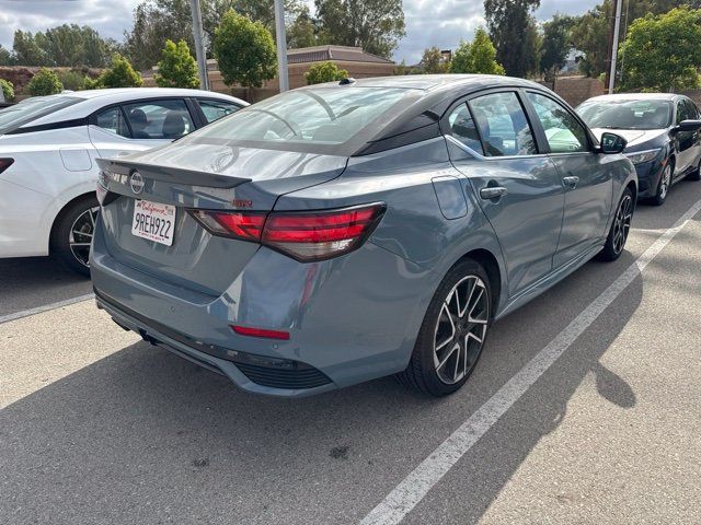 Used 2025 Nissan Sentra SR FWD image 4