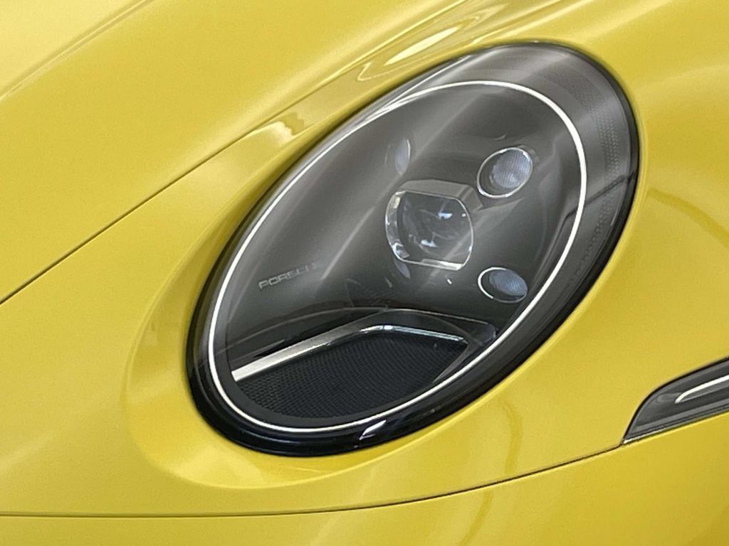 Used 2020 Porsche 911 Carrera S RWD image 15