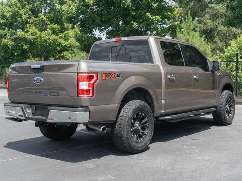 Used 2019 Ford F150 XLT w/ Equipment Group 302A Luxury AWD/4WD image 11