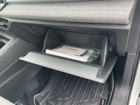 Certified 2025 Volkswagen Tiguan S FWD image 32