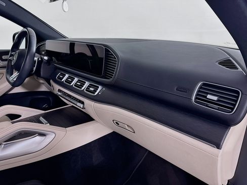 Used 2024 Mercedes-Benz GLE 53 AMG 4MATIC Coupe image 32