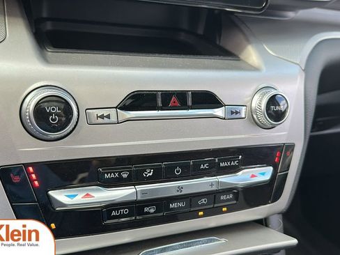 Used 2022 Ford Explorer XLT w/ XLT Sport Appearance Package image 23