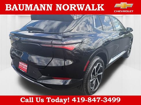 Used 2025 Chevrolet Equinox EV LT w/ Convenience Package AWD/4WD image 6