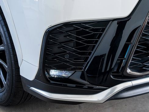 Used 2024 Lexus LX 600 F Sport image 19