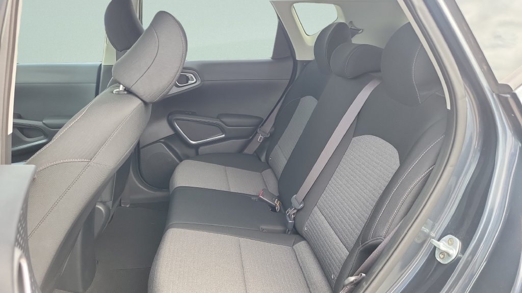 Used 2020 Kia Soul S FWD image 9