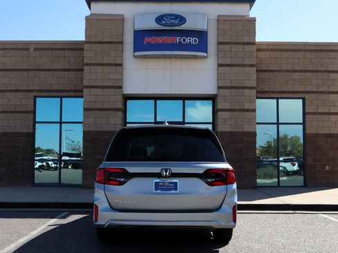 Used 2025 Honda Odyssey EX-L image 7
