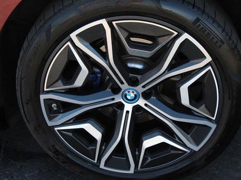 Used 2024 BMW iX xDrive50 w/ Premium Package AWD/4WD image 46