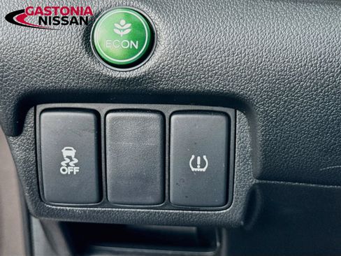Used 2016 Honda CR-V SE image 11