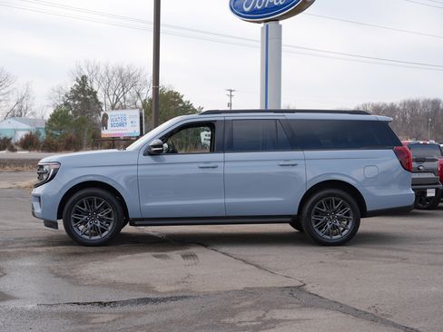 New 2026 Ford Expedition Max Platinum w/ Stealth Appearance Package image 7