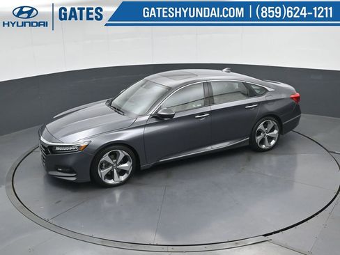 Used 2018 Honda Accord Touring image 52