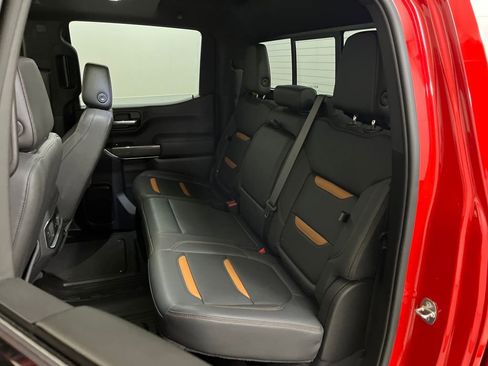 Used 2022 GMC Sierra 1500 AT4 w/ AT4 Preferred Package image 18