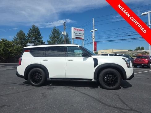 Certified 2026 Nissan Armada PRO-4X AWD/4WD image 5