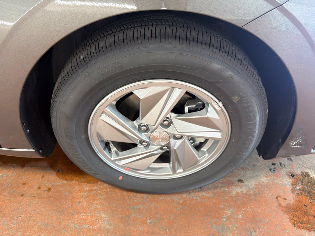 New 2026 Hyundai Elantra SE FWD image 10