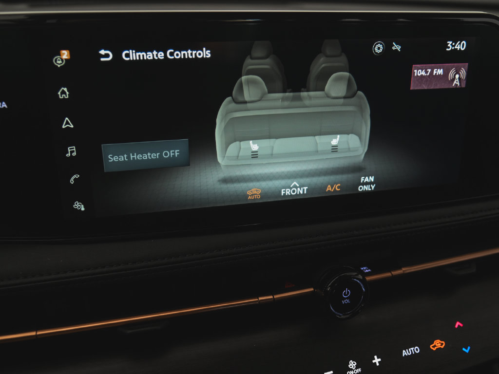 Used 2024 Nissan Ariya AWD image 19
