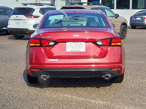 New 2025 Nissan Altima 2.5 SR image 5