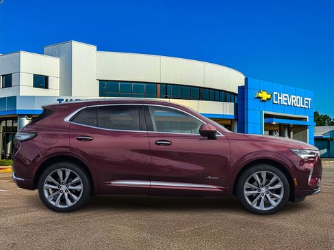 Used 2021 Buick Envision Avenir w/ Technology Package II image 8
