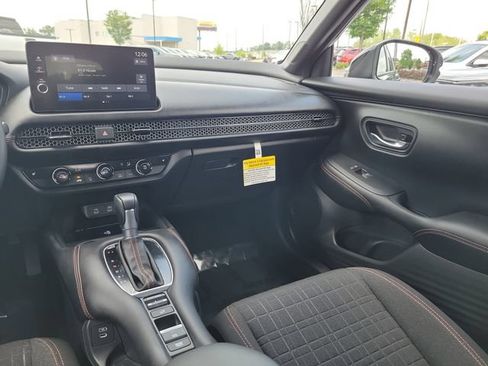 Certified 2026 Honda HR-V Sport image 31