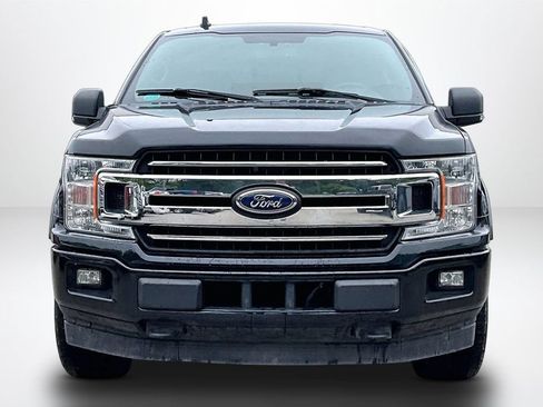 Used 2018 Ford F150 XLT w/ Equipment Group 302A Luxury AWD/4WD image 2