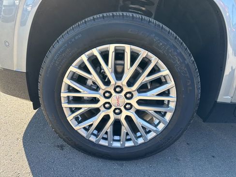 New 2026 GMC Acadia Denali w/ Super Cruise Package image 39