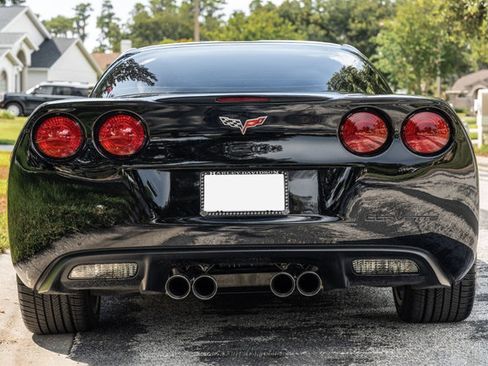 Used 2008 Chevrolet Corvette Coupe w/ Preferred Equipment Group RWD image 7