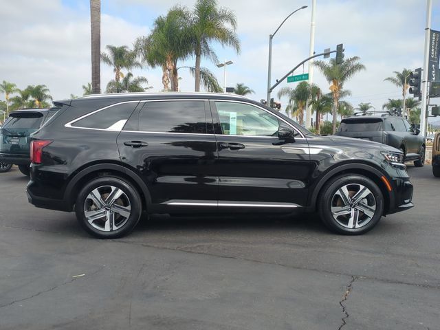 Certified 2023 Kia Sorento SX Prestige AWD/4WD image 2