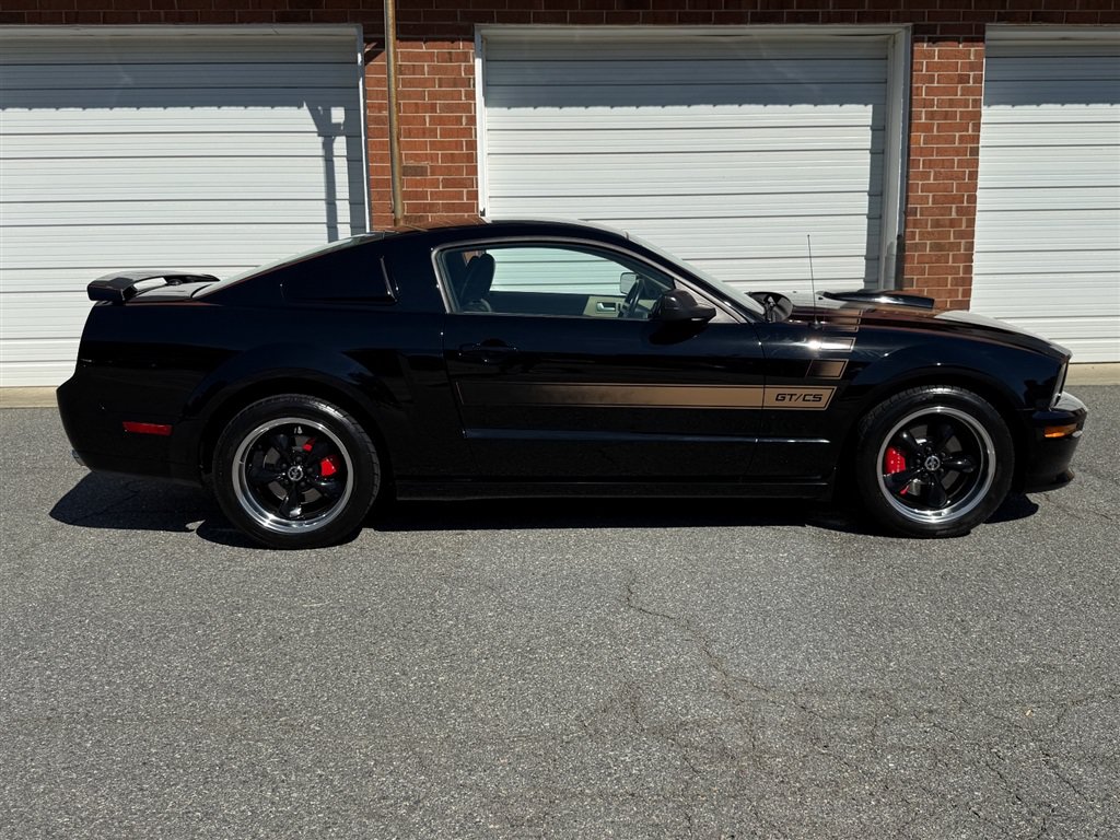 Used 2007 Ford Mustang GT RWD image 36