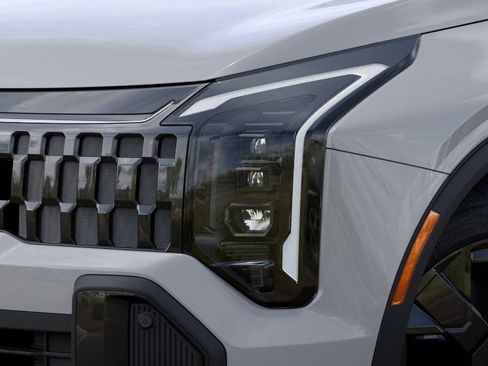 New 2026 Kia Sportage X-Line image 11