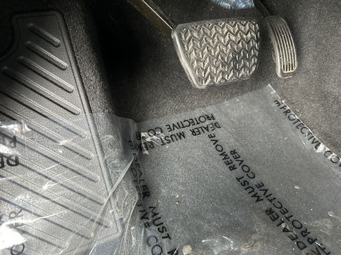 Used 2025 Toyota Tundra SR5 w/ SR5 Premium Package image 16