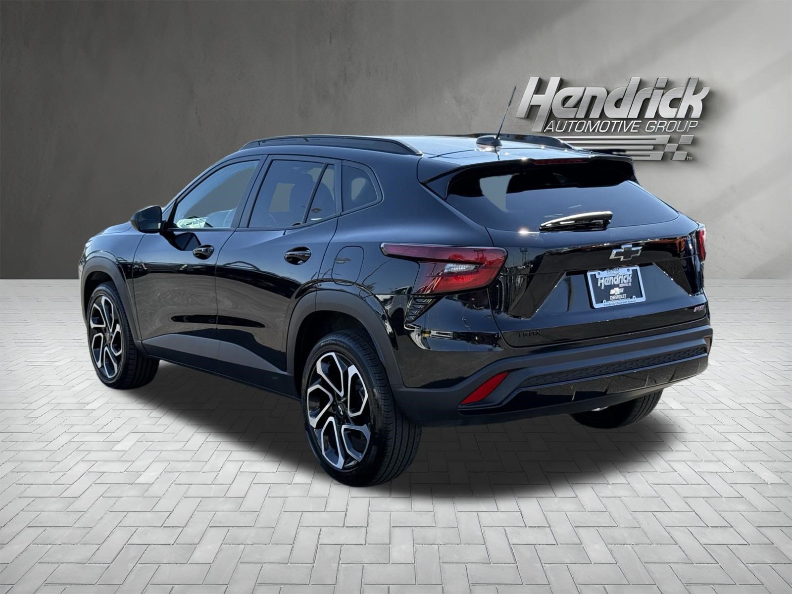 Used 2024 Chevrolet Trax RS FWD image 8