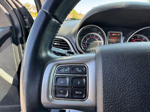 Used 2019 Dodge Journey Crossroad w/ Navigation Group image 20