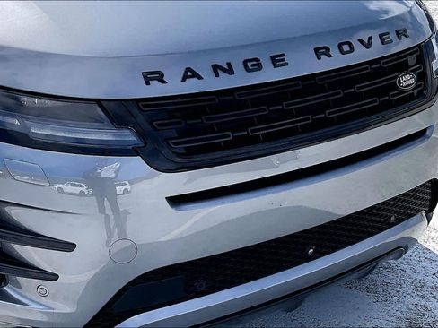 Used 2024 Land Rover Range Rover Evoque Dynamic SE AWD/4WD image 57