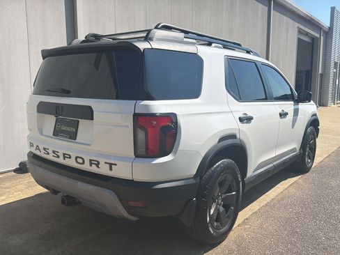 Used 2026 Honda Passport RTL image 3