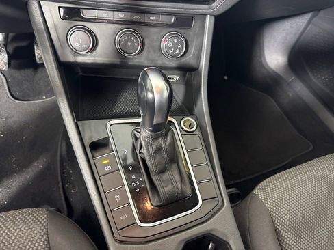 Used 2019 Volkswagen Jetta S w/ Driver Assistance Package image 17