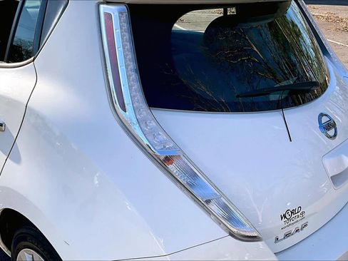 Used 2017 Nissan Leaf S w/ Charge Package image 26