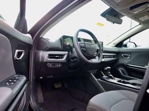 Certified 2025 Kia K4 LXS image 16