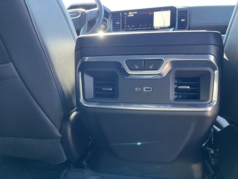 New 2026 GMC Sierra 1500 SLT w/ SLT Premium Package image 23